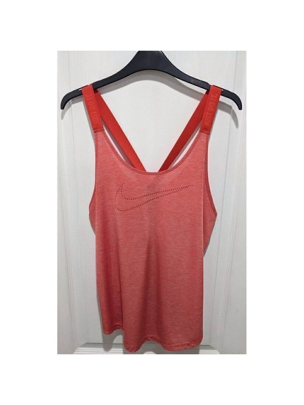 Nike | Elastika Keyhole Training Tank in Red
